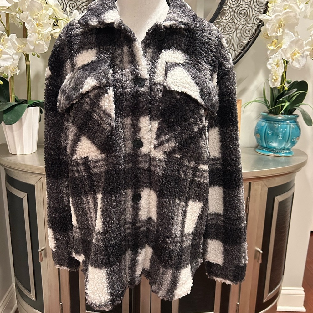 Wallflower Black and White Teddy Jacket